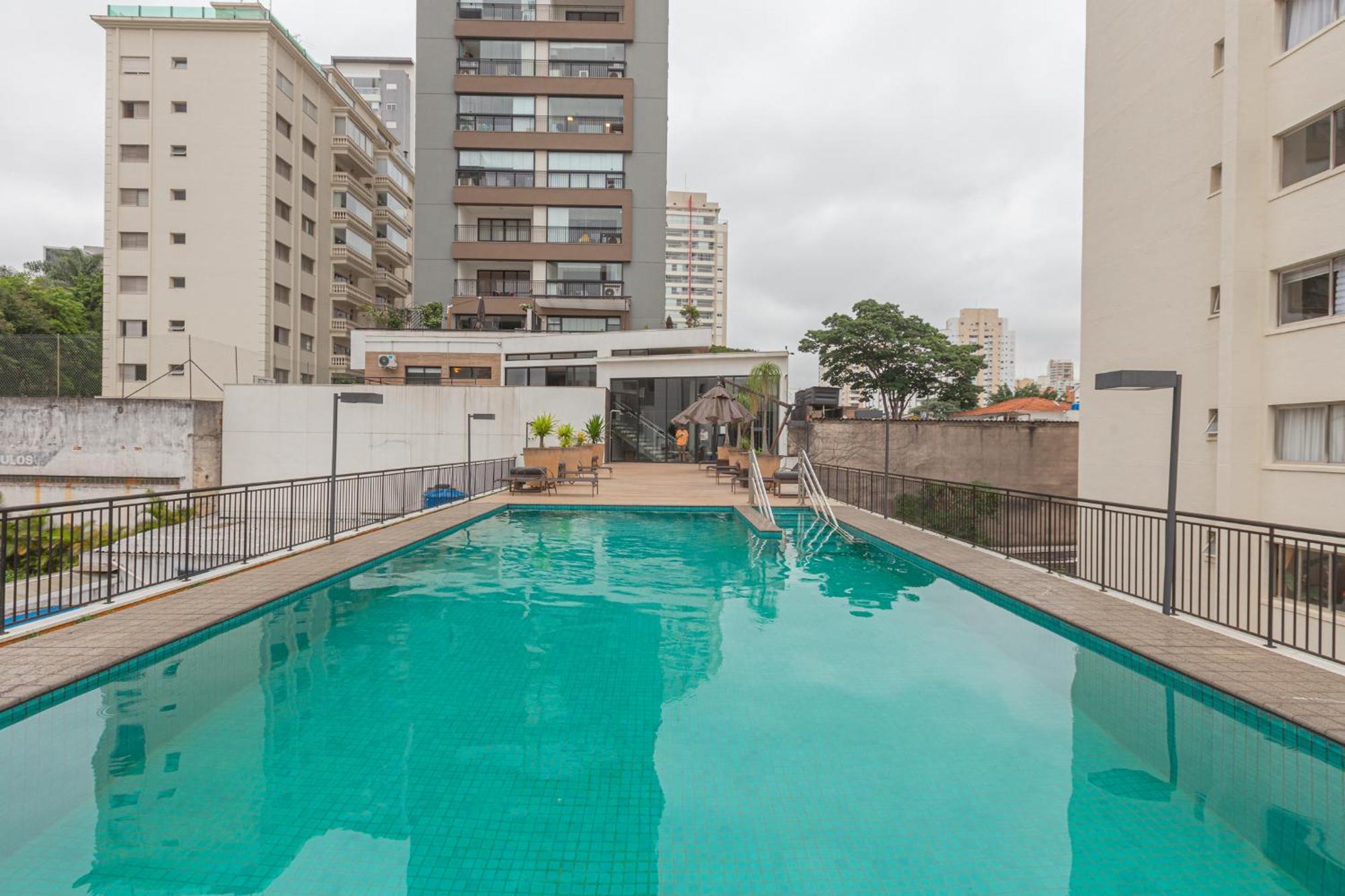 Easy Star - Vista Livre No Campo Belo -- Uo03h *