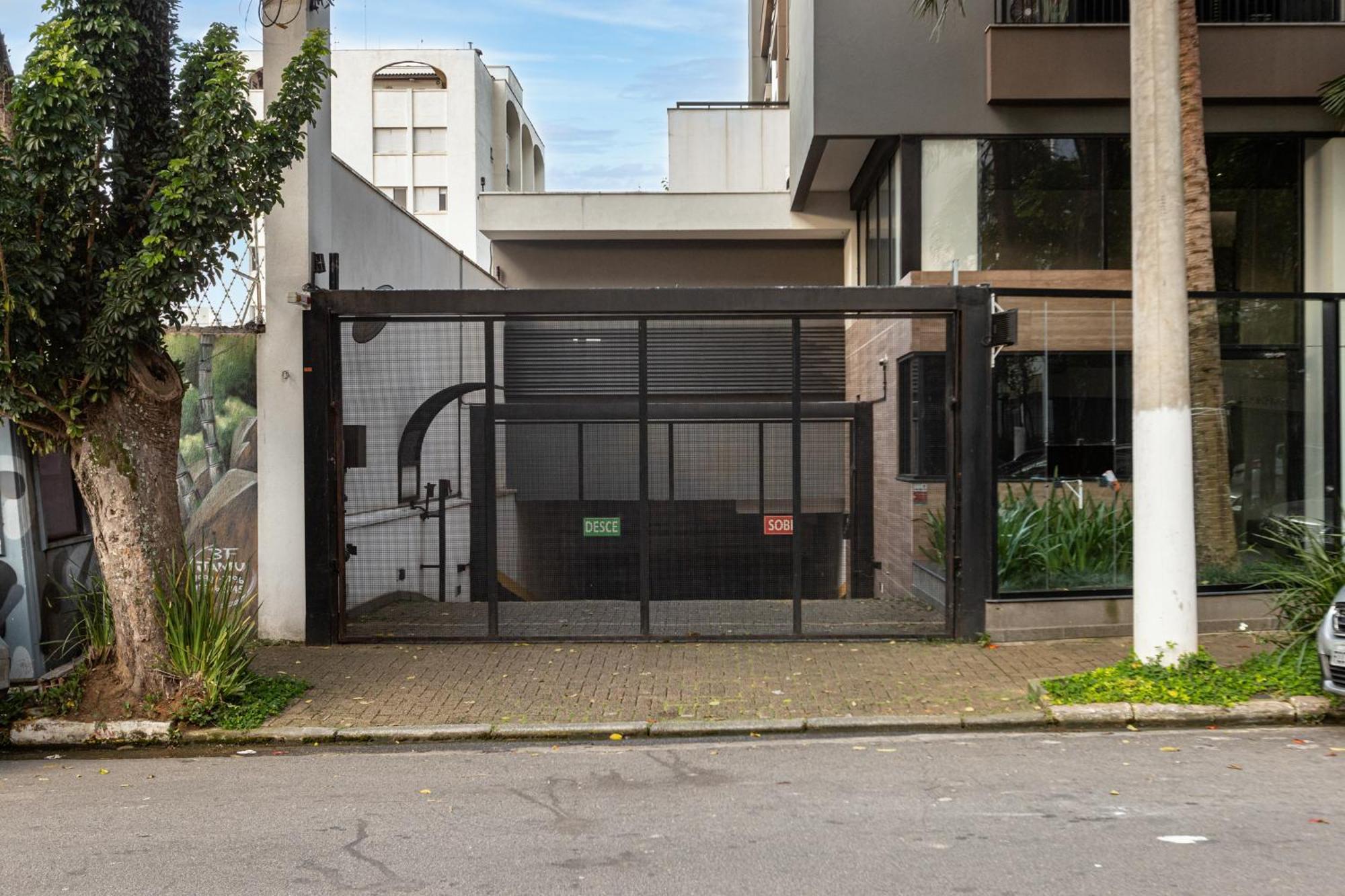 Easy Star - Vista Livre No Campo Belo -- Uo03h